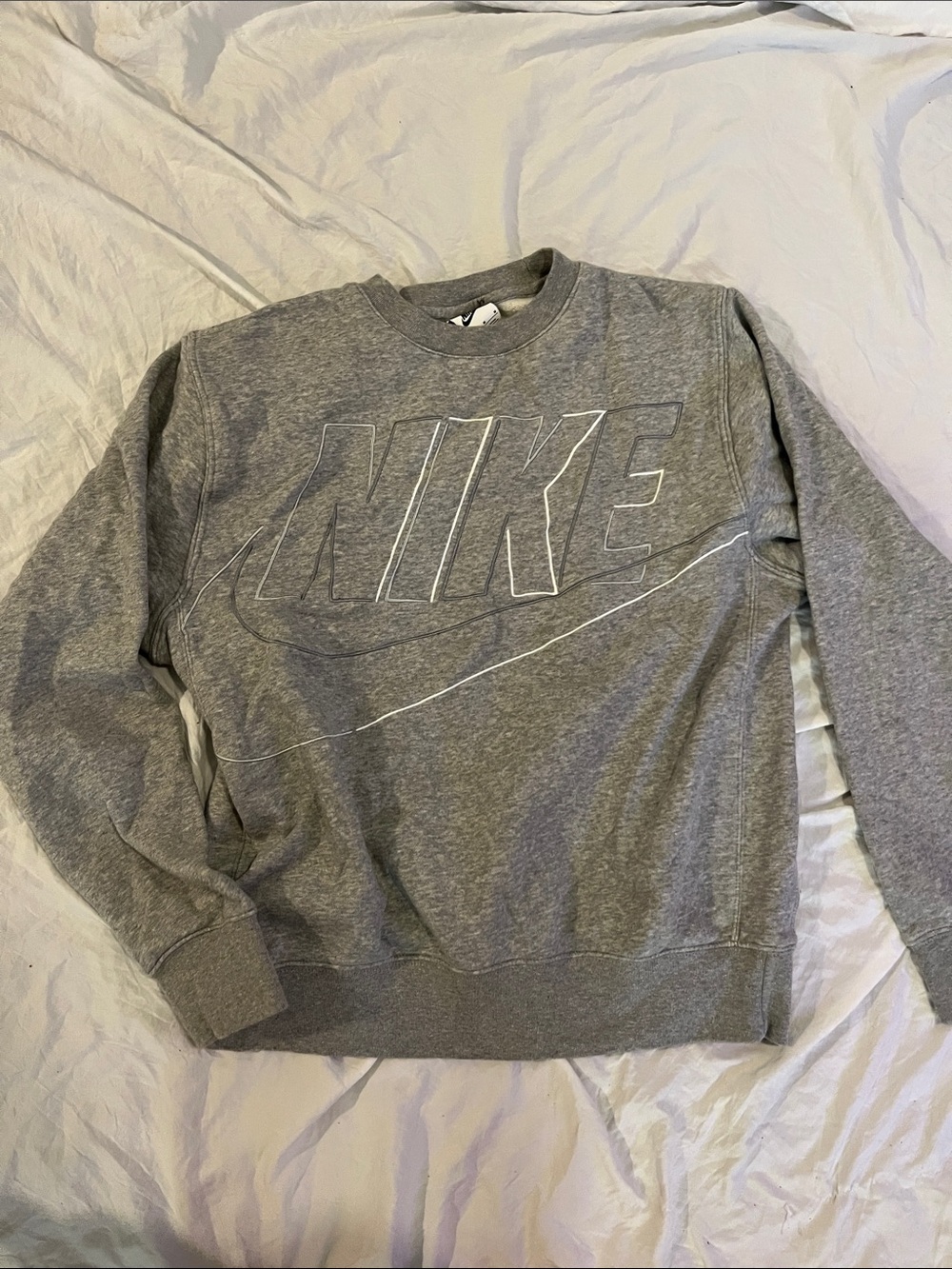 Nike Grey Men's Crewneck Sweatshirt with Outlined Logo